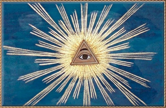 Triangle avec l'œil omniscient