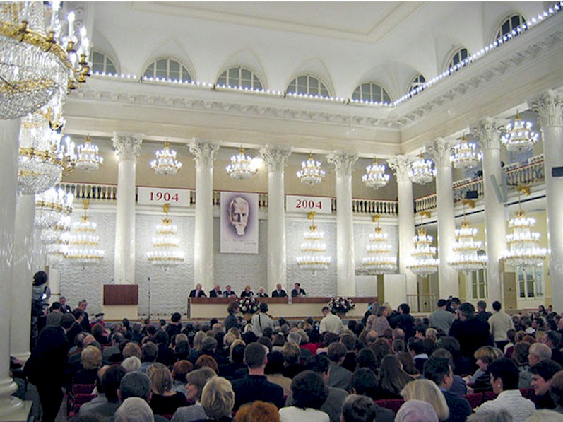 De Zuilenhal van het Huis van de Bonden