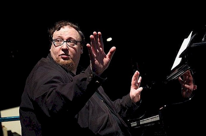 Simon Nabatov